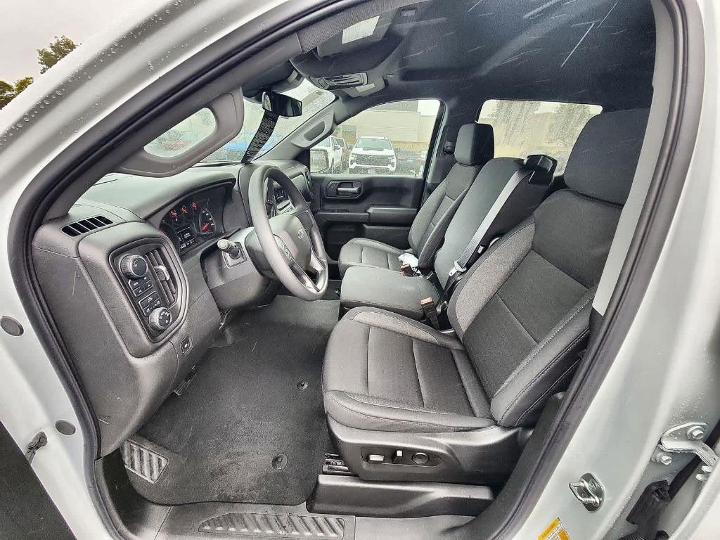 new 2025 Chevrolet Silverado 1500 car, priced at $46,122