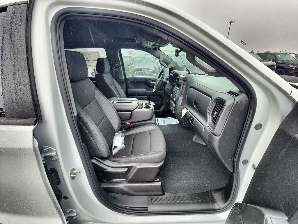 new 2025 Chevrolet Silverado 1500 car, priced at $46,122