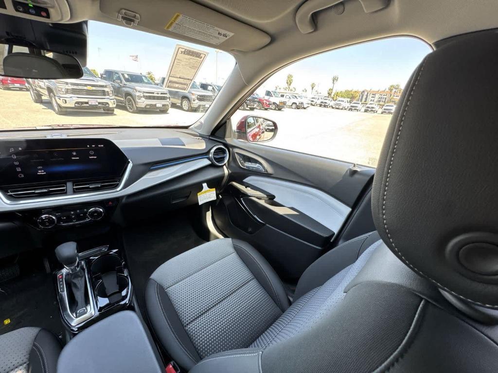 new 2025 Chevrolet Trax car, priced at $24,888