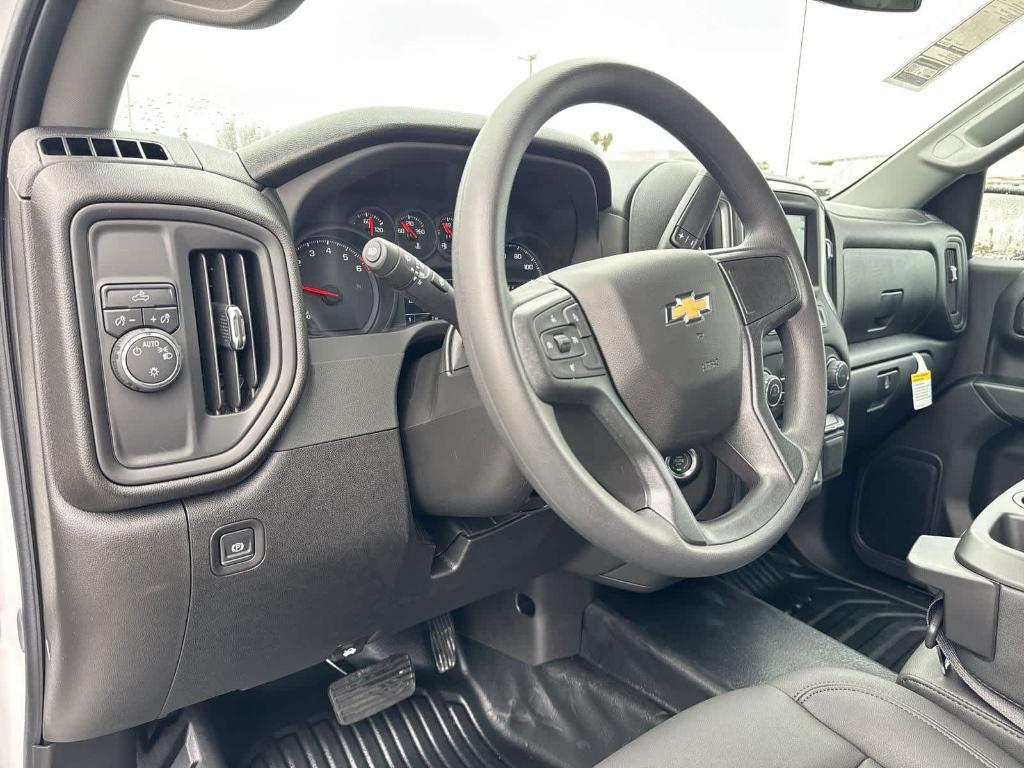 new 2025 Chevrolet Silverado 1500 car, priced at $38,648