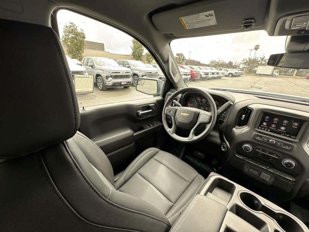 new 2025 Chevrolet Silverado 1500 car, priced at $38,648