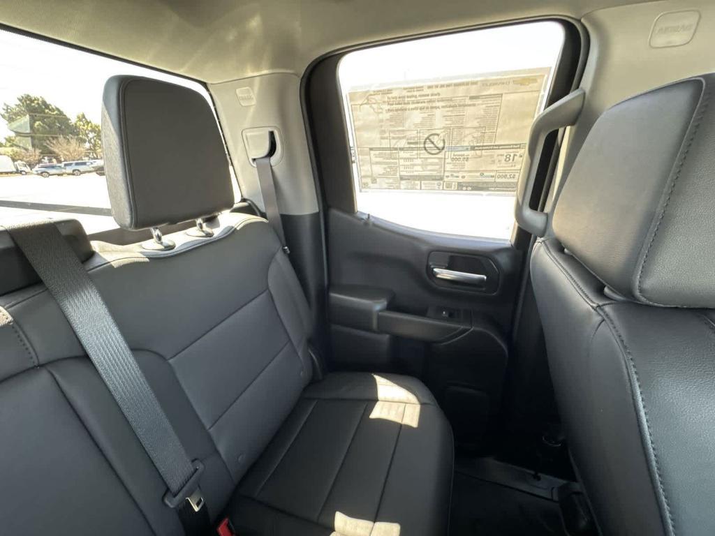 new 2025 Chevrolet Silverado 1500 car, priced at $38,648