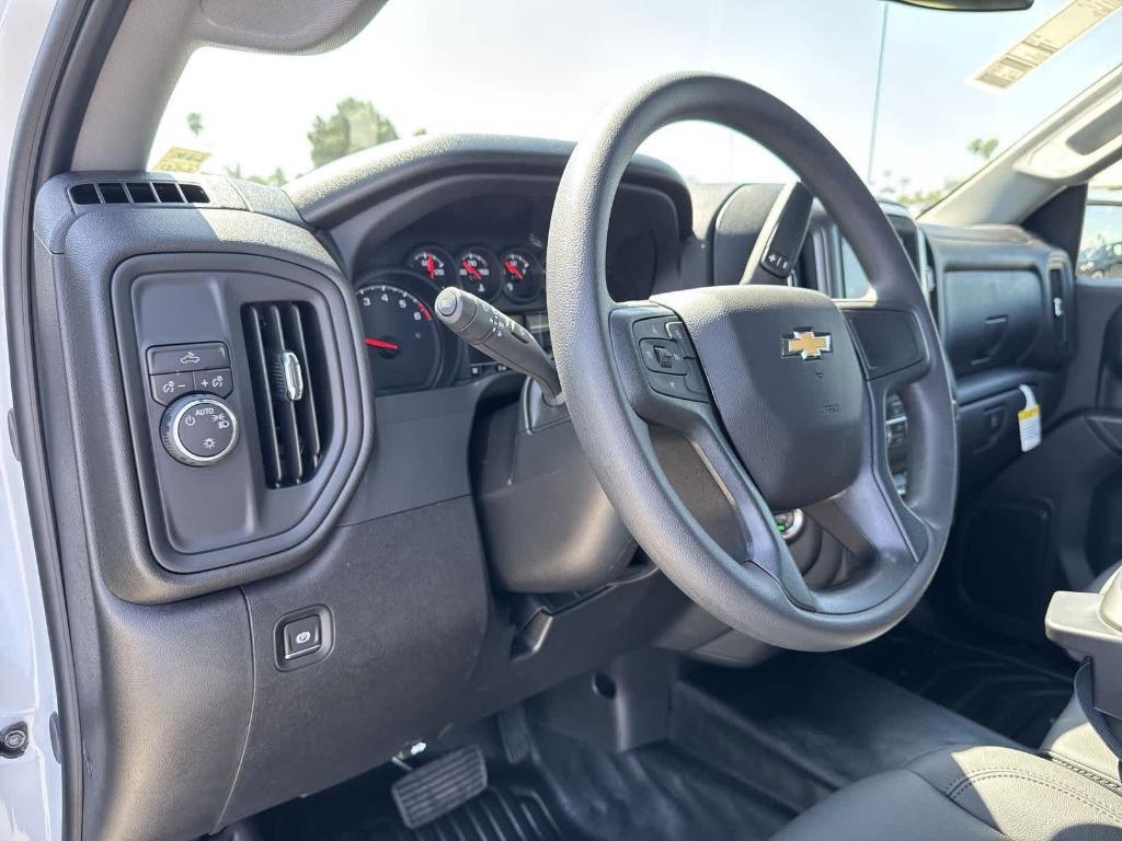 new 2025 Chevrolet Silverado 1500 car, priced at $38,648
