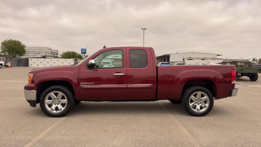 used 2013 GMC Sierra 1500 car, priced at $21,999