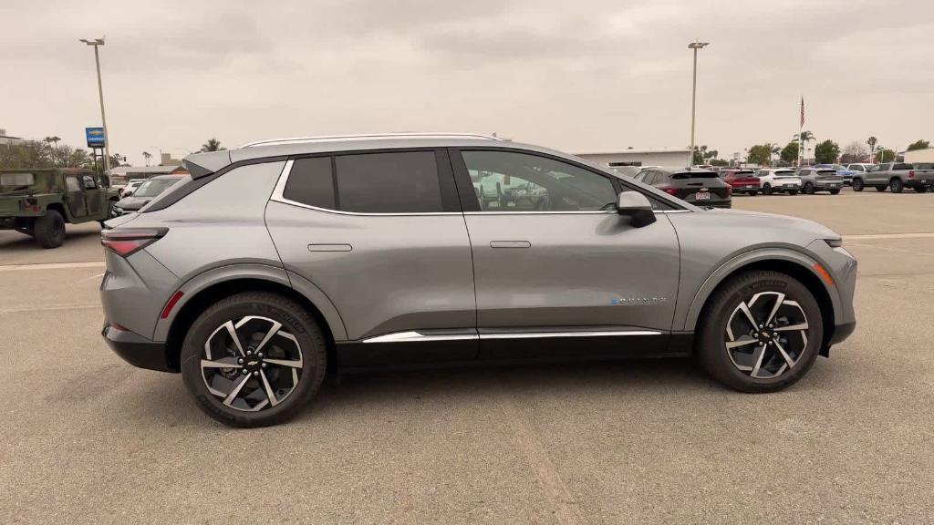 new 2025 Chevrolet Equinox EV car, priced at $31,038