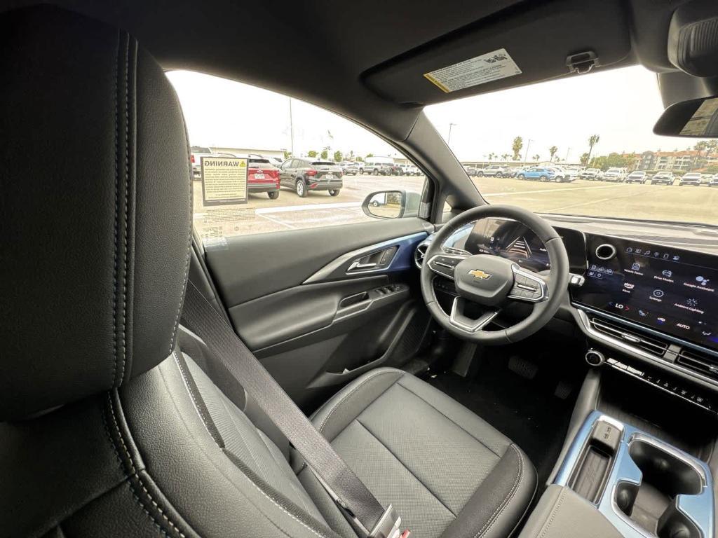 new 2025 Chevrolet Equinox EV car, priced at $31,038
