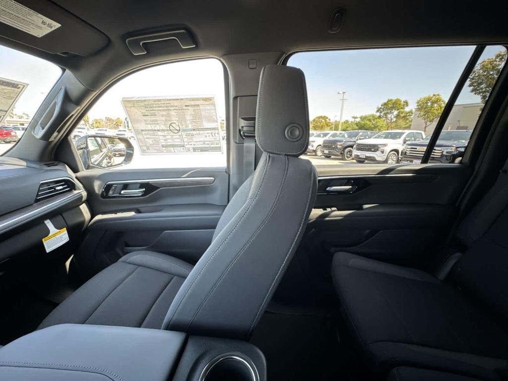 new 2025 Chevrolet Suburban car, priced at $64,341