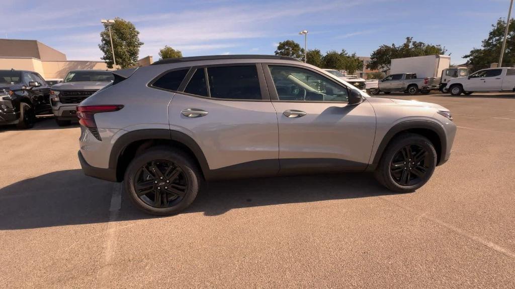 new 2025 Chevrolet Trax car, priced at $26,283