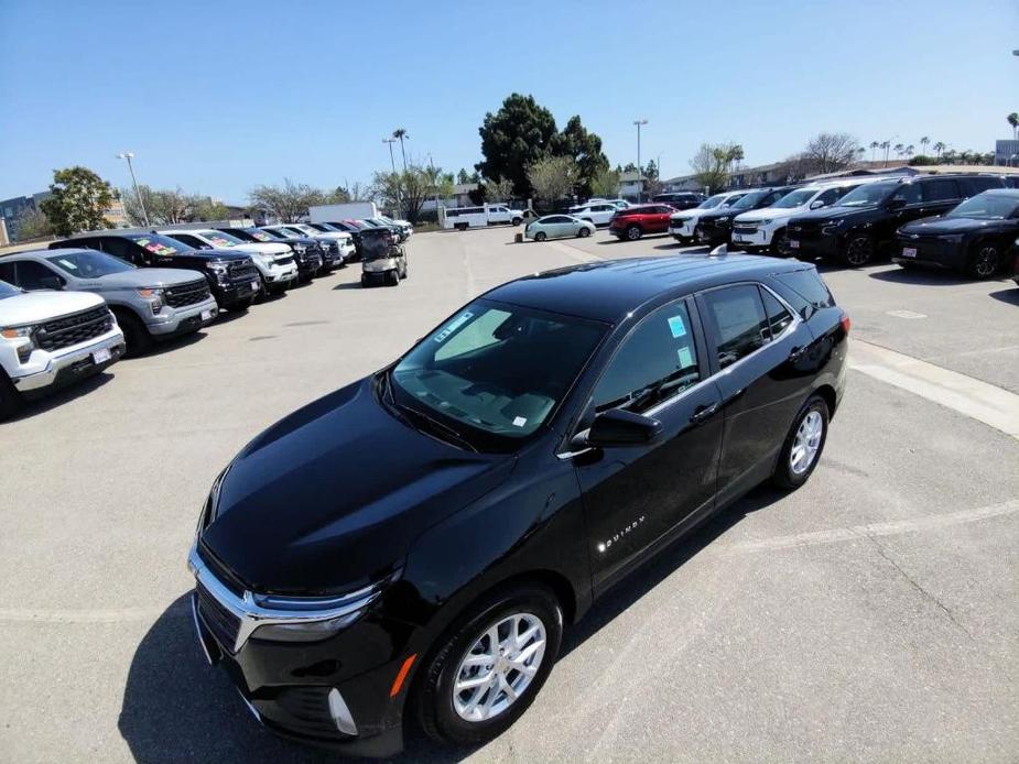 new 2024 Chevrolet Equinox car, priced at $30,190