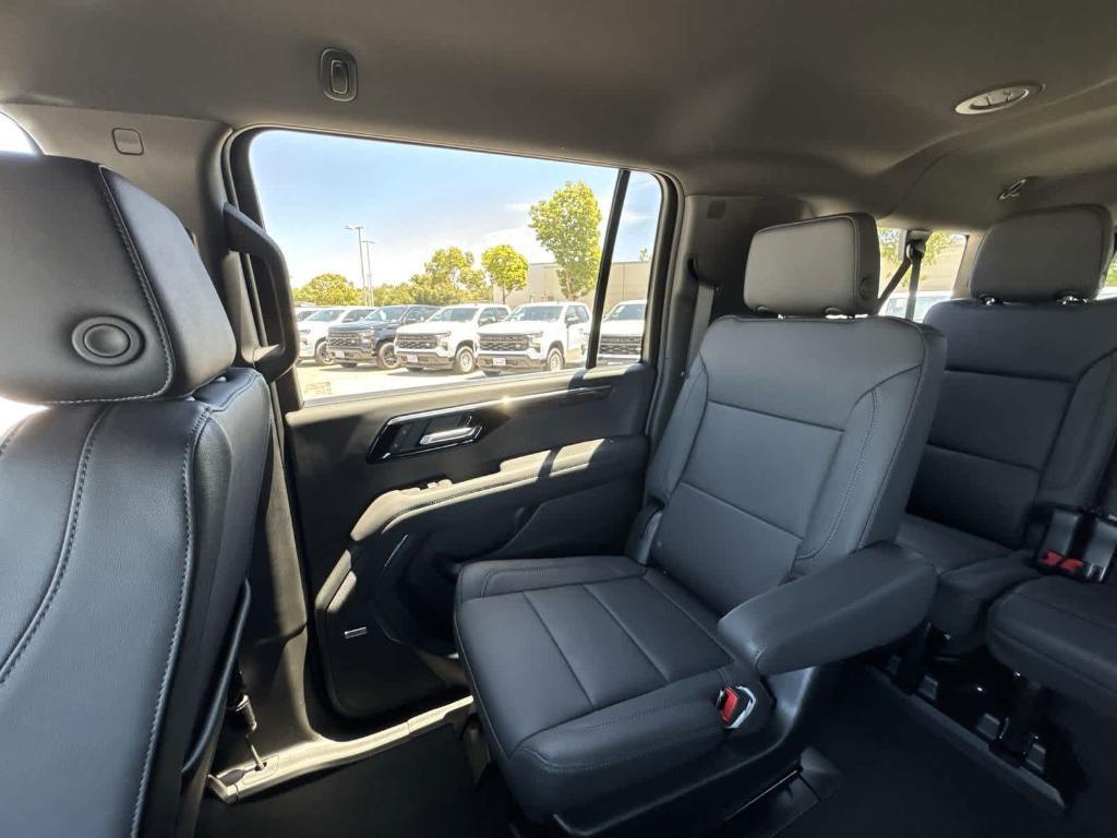 new 2025 Chevrolet Suburban car, priced at $72,978