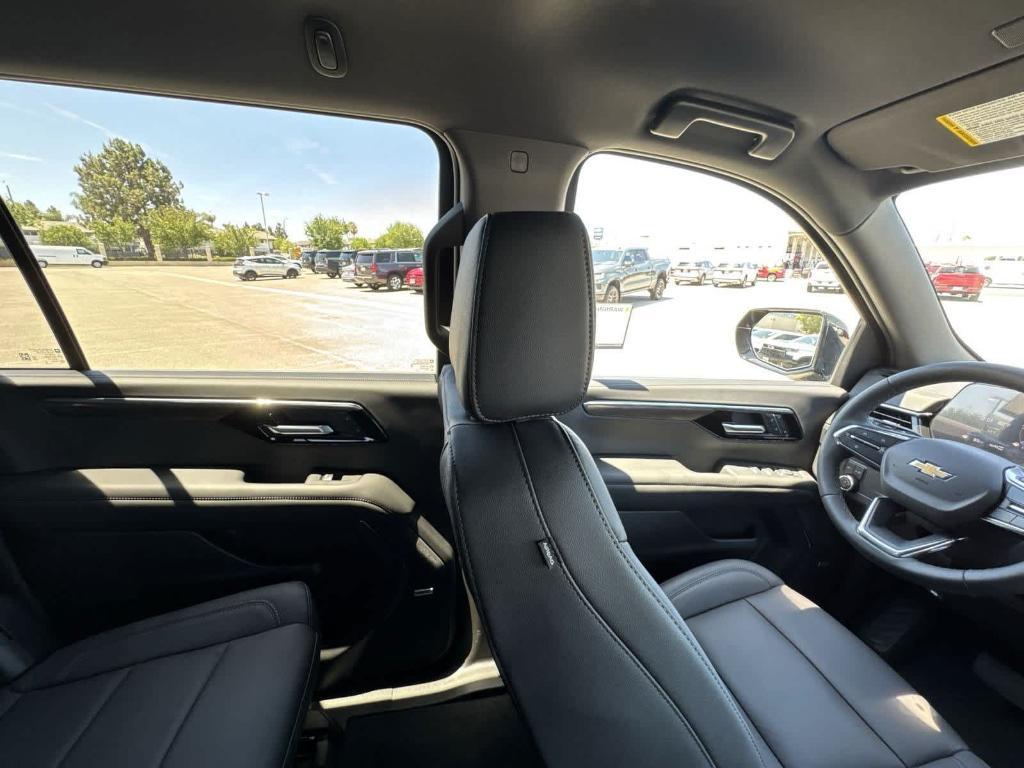 new 2025 Chevrolet Suburban car, priced at $72,978