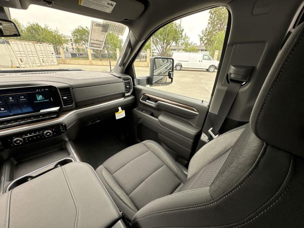 new 2025 Chevrolet Silverado 2500 car, priced at $66,628