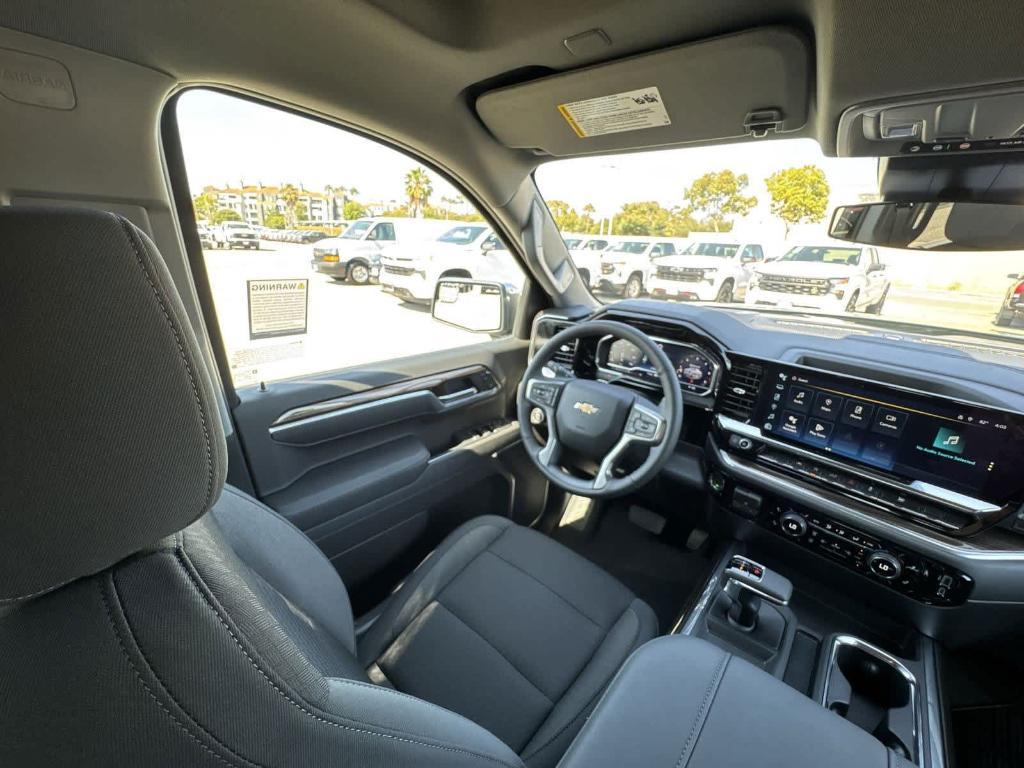new 2025 Chevrolet Silverado 1500 car, priced at $51,272