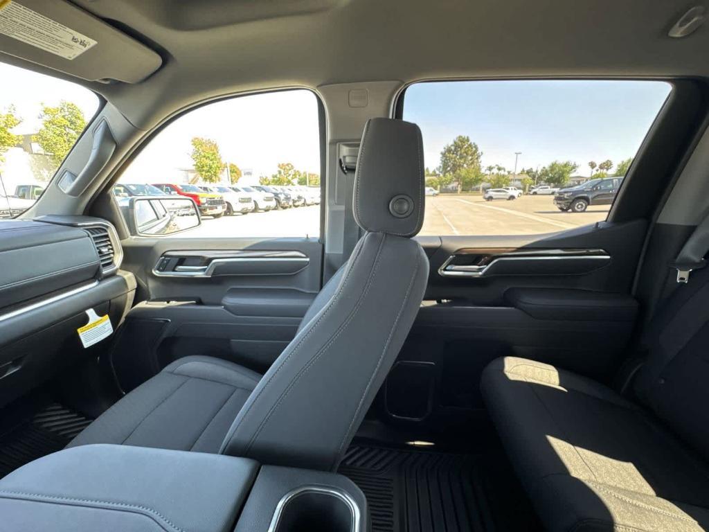 new 2025 Chevrolet Silverado 1500 car, priced at $51,272
