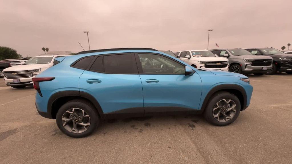 new 2025 Chevrolet Trax car, priced at $24,278