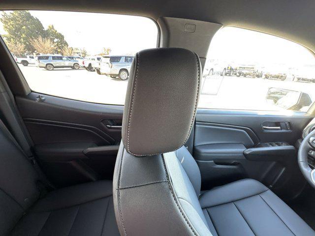 new 2025 Chevrolet Colorado car, priced at $43,082