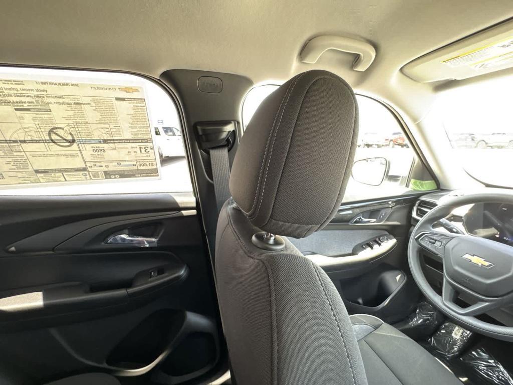 new 2026 Chevrolet TrailBlazer car, priced at $27,318