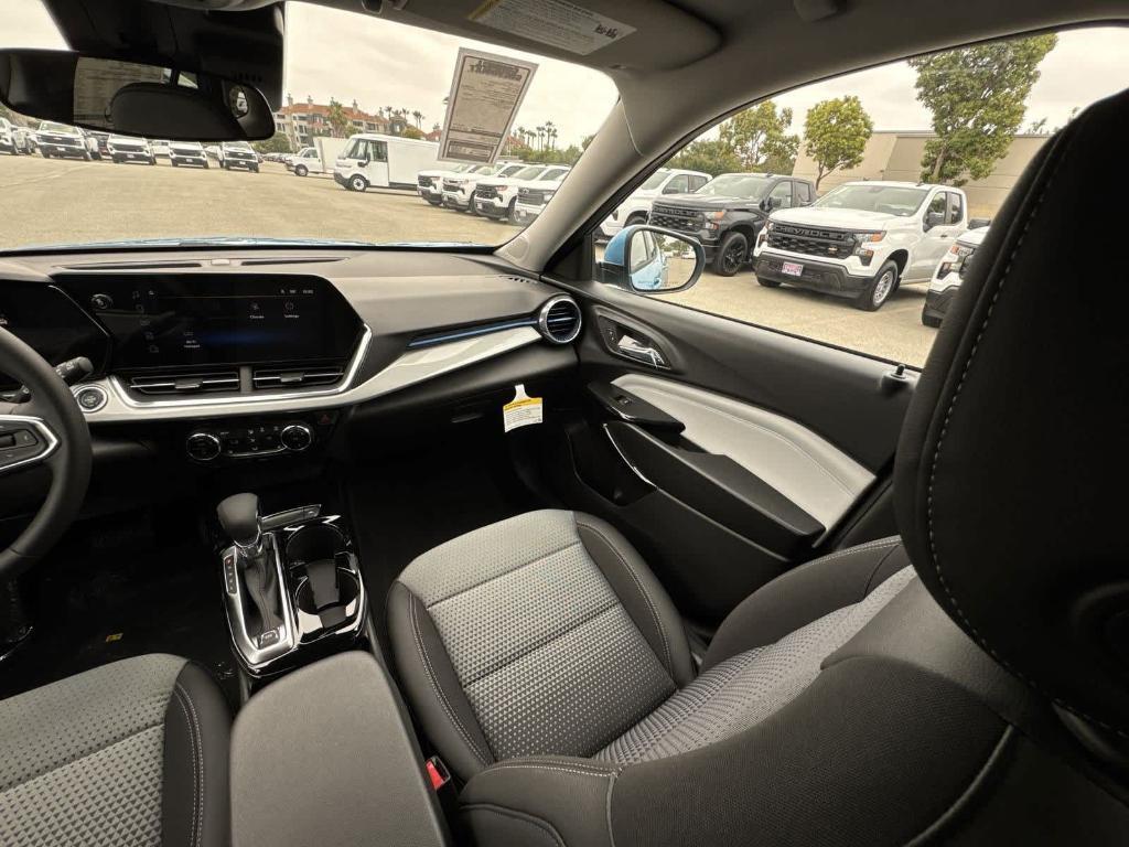 new 2025 Chevrolet Trax car, priced at $26,593