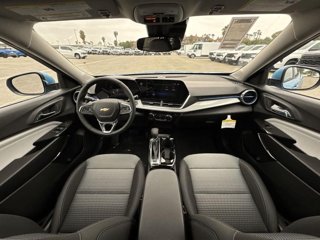 new 2025 Chevrolet Trax car, priced at $26,593