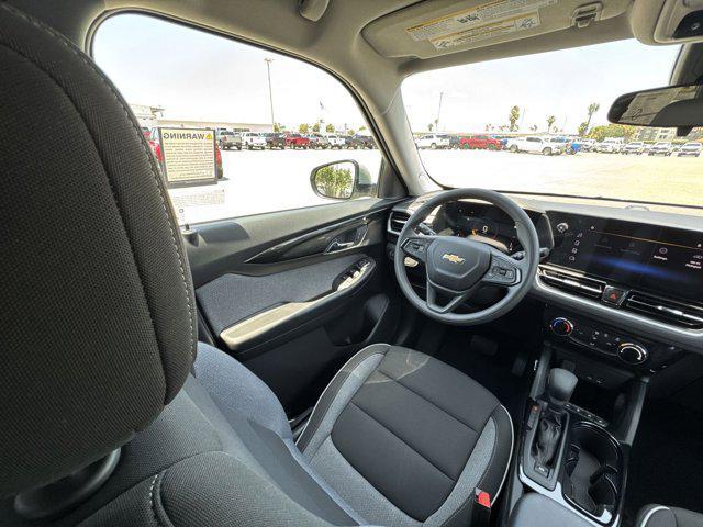 new 2026 Chevrolet TrailBlazer car, priced at $27,318