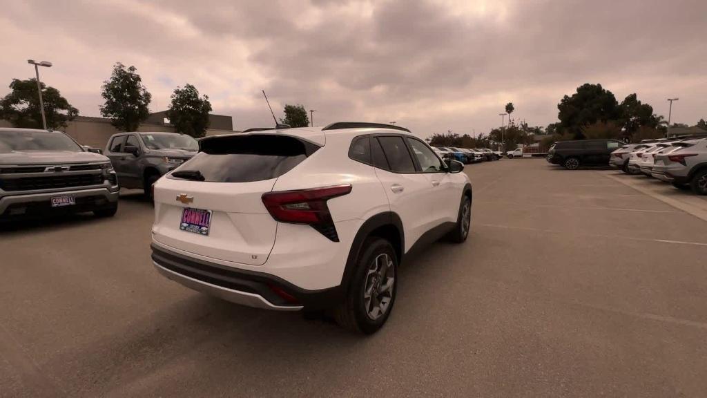 new 2025 Chevrolet Trax car, priced at $26,033