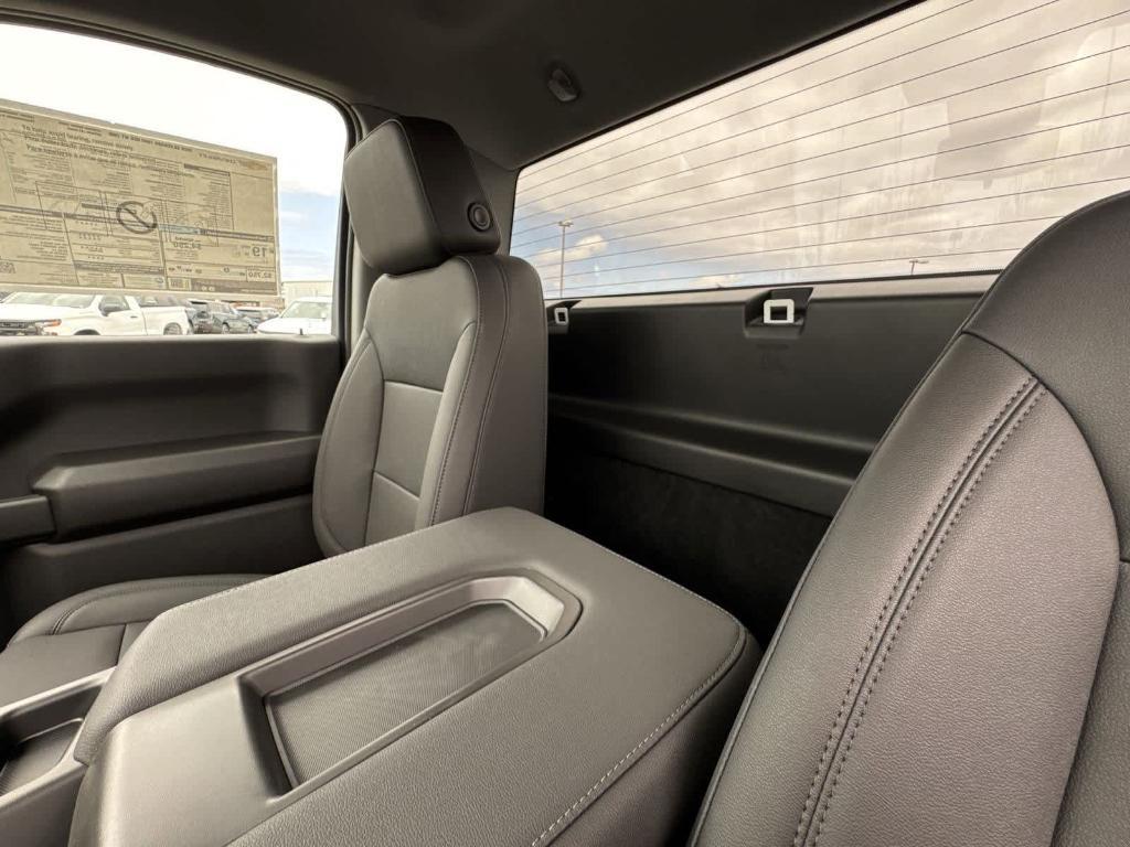 new 2025 Chevrolet Silverado 1500 car, priced at $31,308