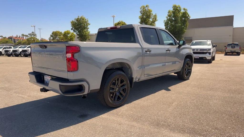 new 2025 Chevrolet Silverado 1500 car, priced at $38,643