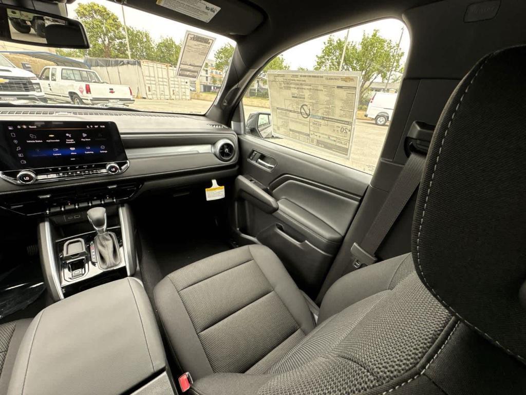 new 2025 Chevrolet Colorado car, priced at $37,538