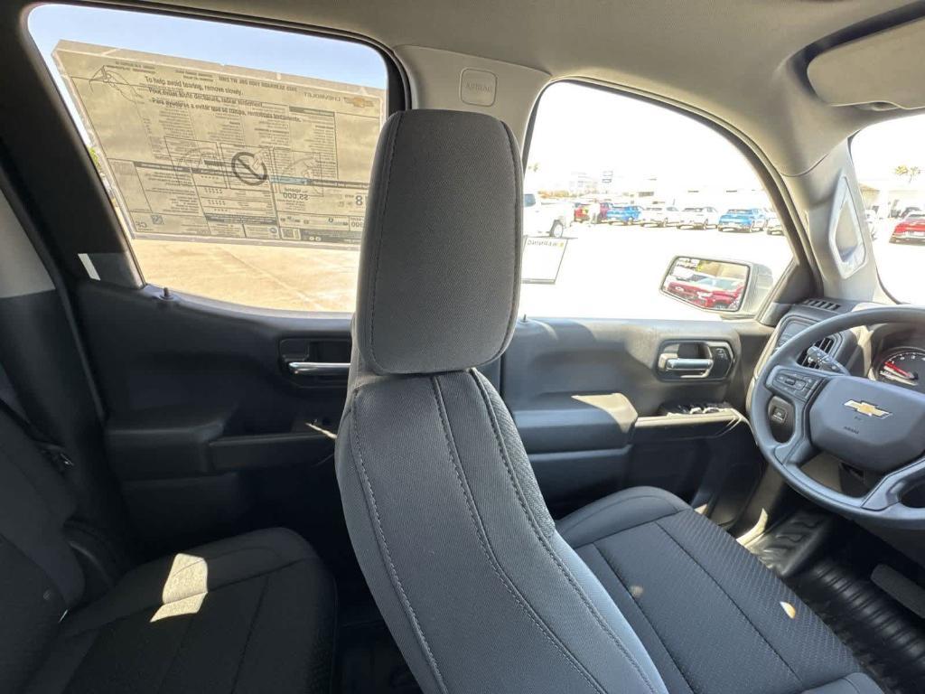 new 2025 Chevrolet Silverado 1500 car, priced at $39,218