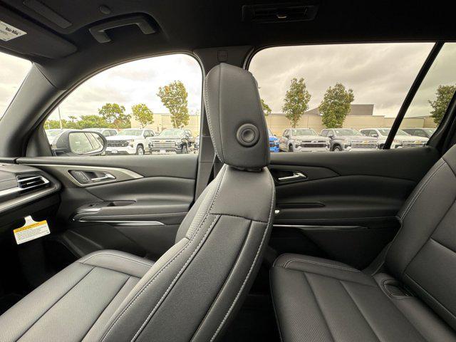 new 2025 Chevrolet Traverse car, priced at $46,293