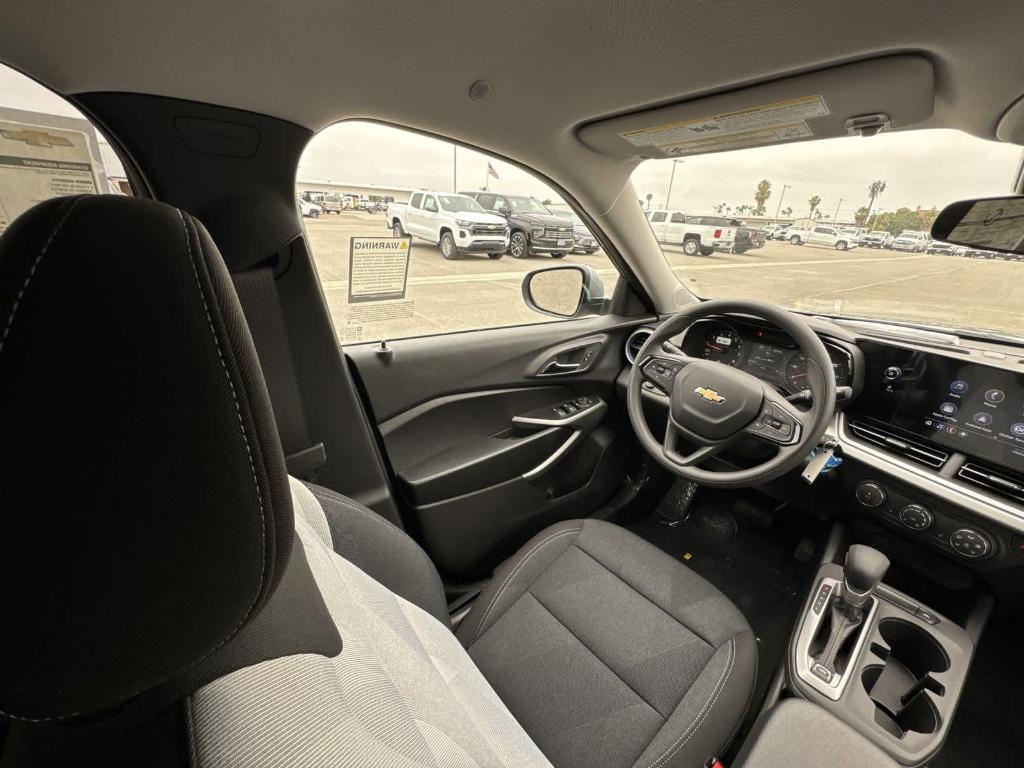 new 2025 Chevrolet Trax car, priced at $23,998