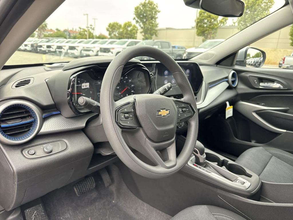 new 2025 Chevrolet Trax car, priced at $23,998