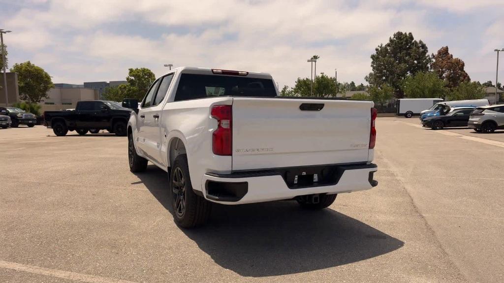 new 2025 Chevrolet Silverado 1500 car, priced at $41,018