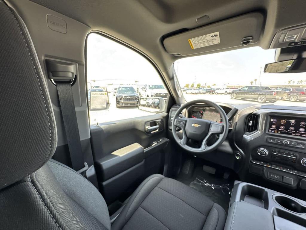 new 2025 Chevrolet Silverado 1500 car, priced at $41,018