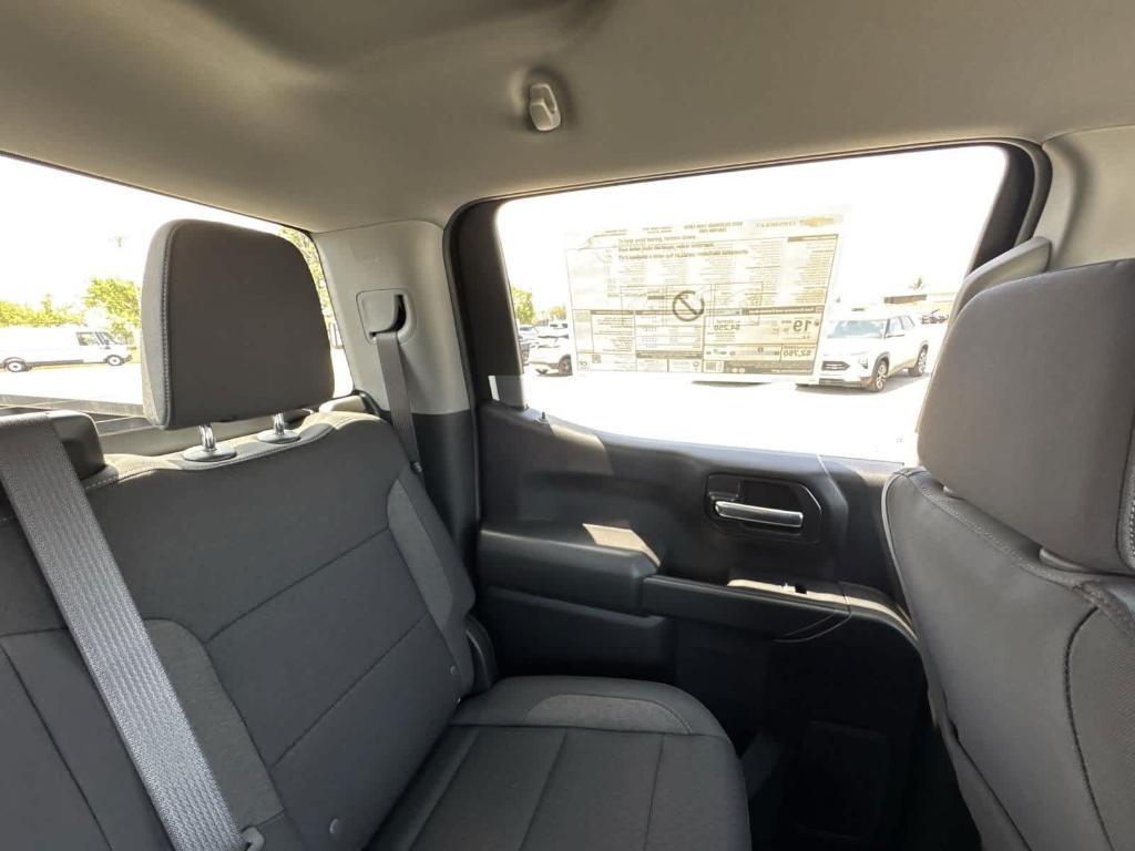 new 2025 Chevrolet Silverado 1500 car, priced at $41,018