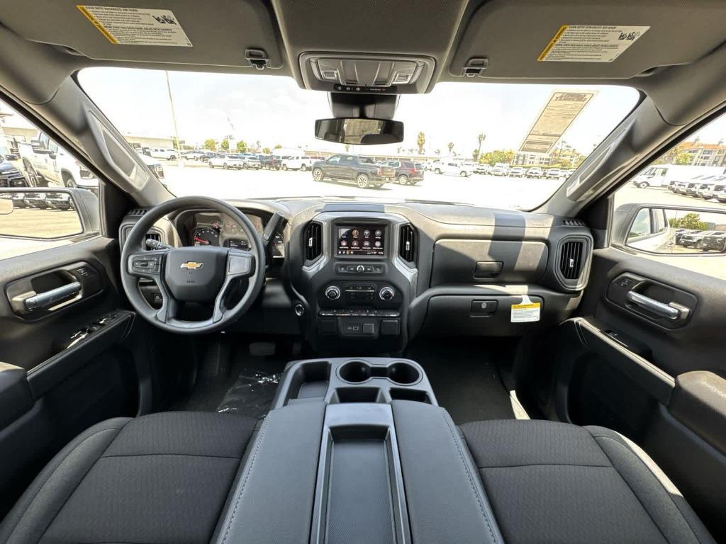 new 2025 Chevrolet Silverado 1500 car, priced at $41,018