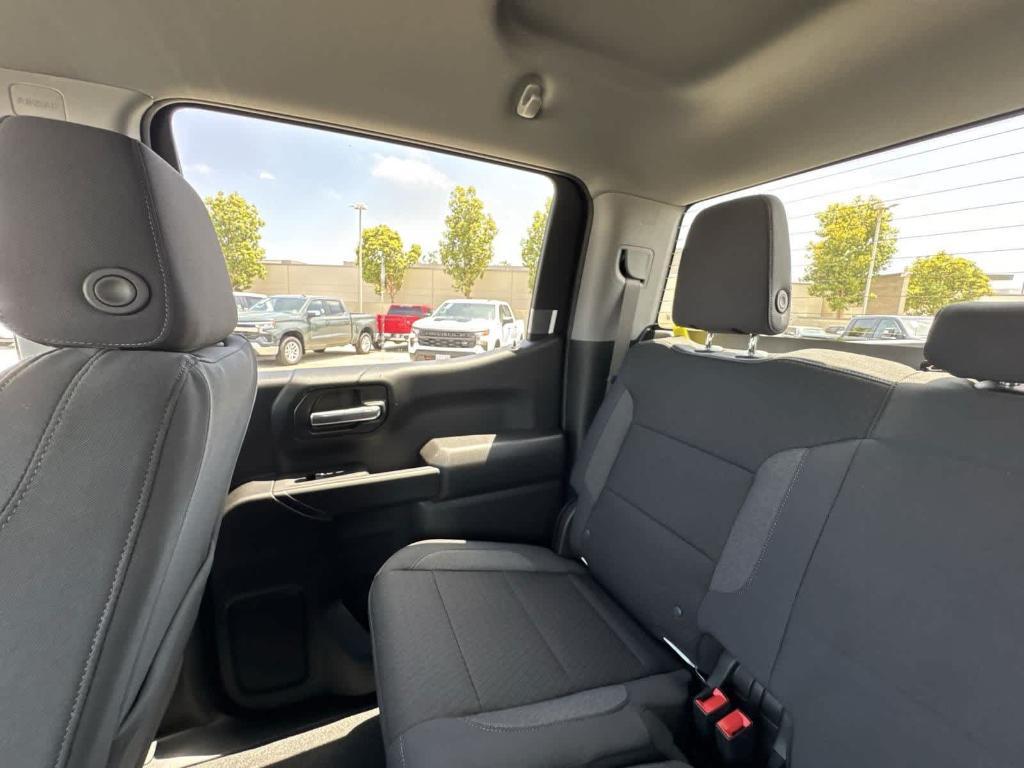 new 2025 Chevrolet Silverado 1500 car, priced at $41,018