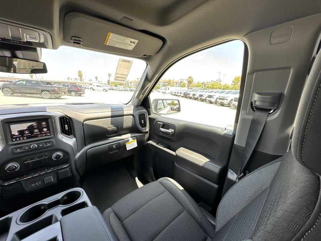 new 2025 Chevrolet Silverado 1500 car, priced at $41,018