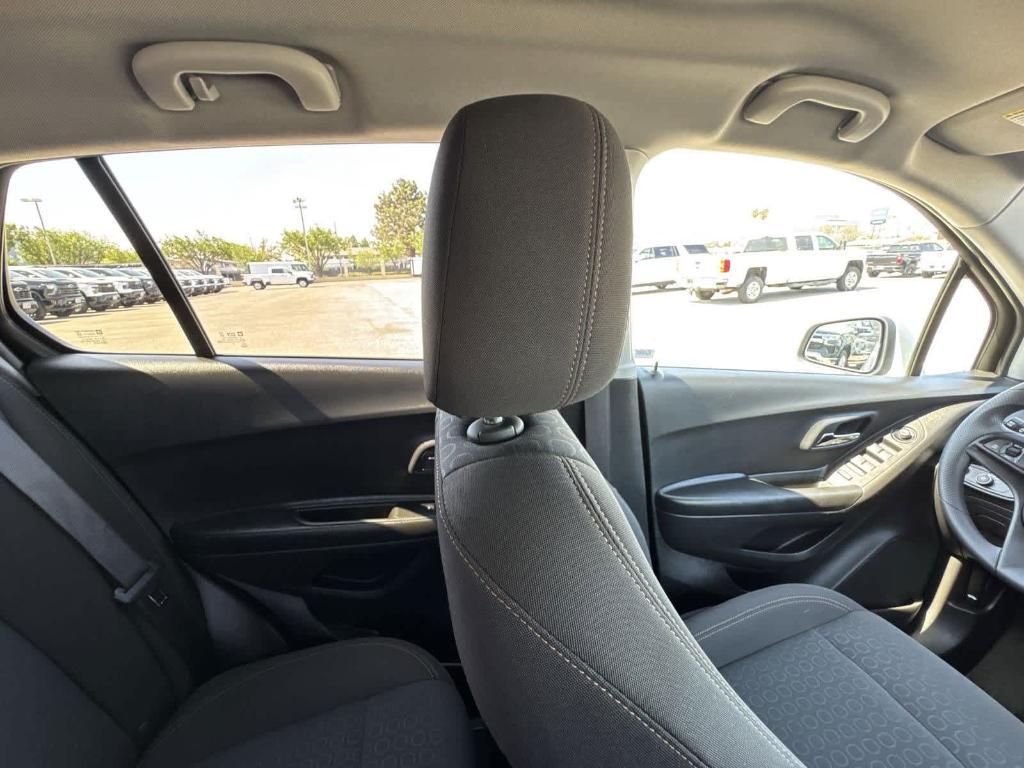 used 2022 Chevrolet Trax car, priced at $17,999