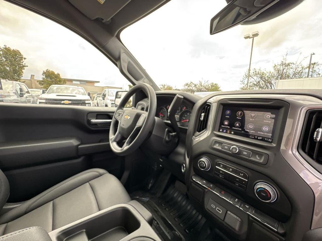 new 2025 Chevrolet Silverado 1500 car, priced at $34,703