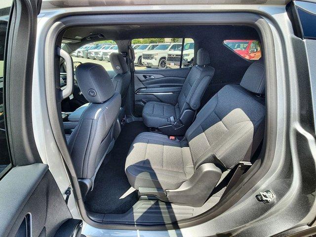 new 2025 Chevrolet Traverse car, priced at $42,393