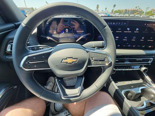 new 2025 Chevrolet Traverse car, priced at $42,393