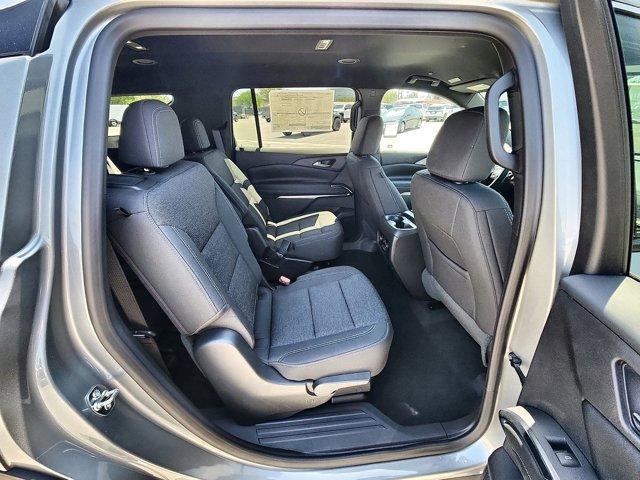 new 2025 Chevrolet Traverse car, priced at $42,393