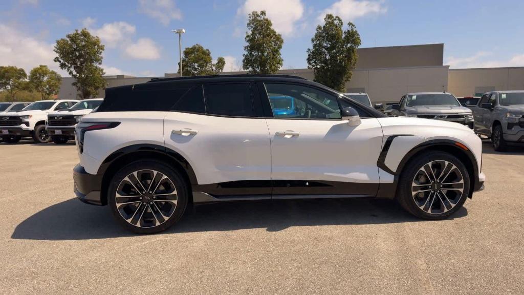 new 2025 Chevrolet Blazer EV car, priced at $52,628