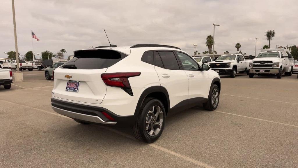 new 2025 Chevrolet Trax car