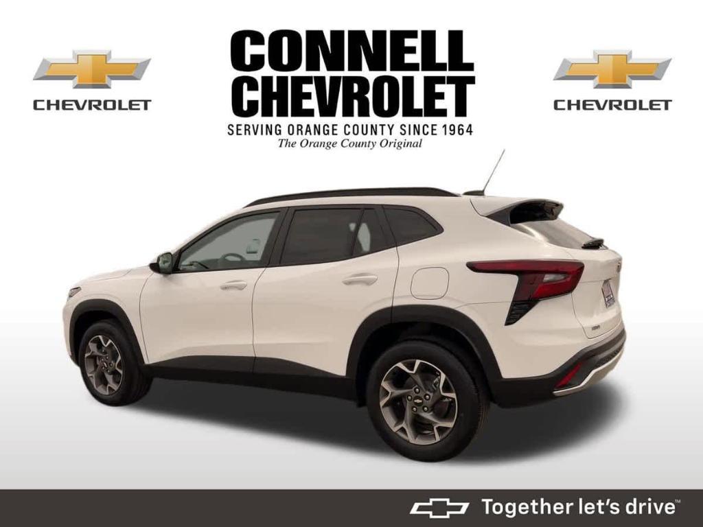 new 2025 Chevrolet Trax car