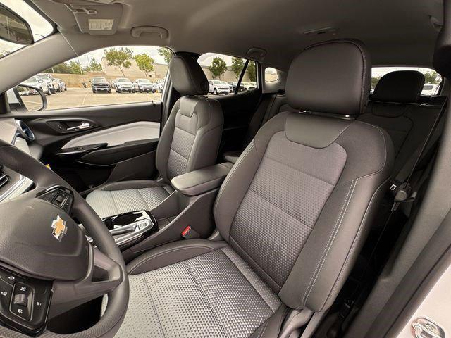 new 2025 Chevrolet Trax car, priced at $24,095
