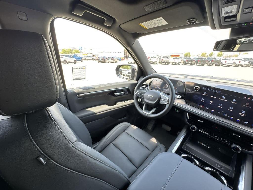 new 2025 Chevrolet Suburban car, priced at $77,455