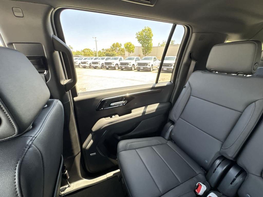 new 2025 Chevrolet Suburban car, priced at $77,455