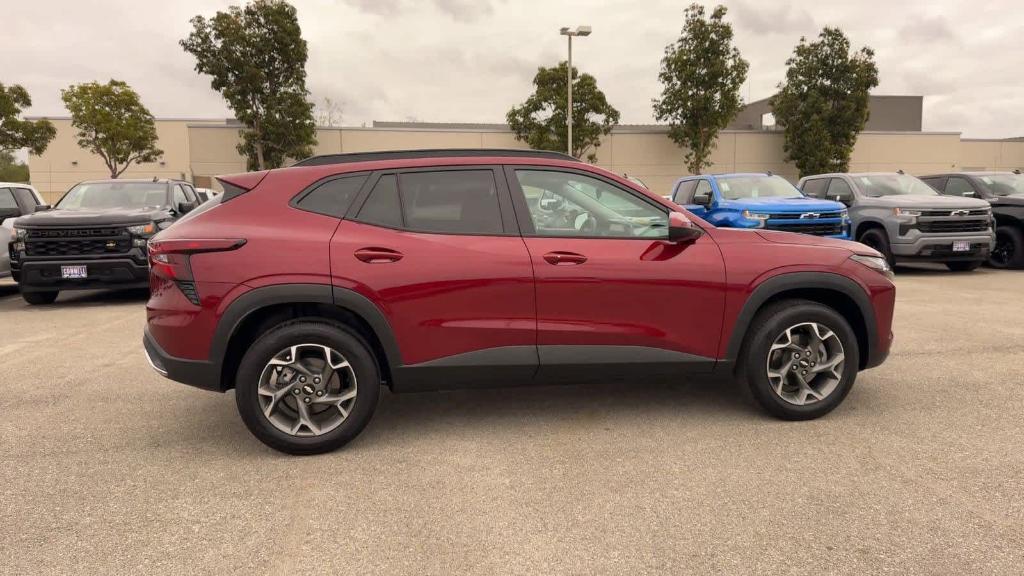 new 2025 Chevrolet Trax car, priced at $23,947